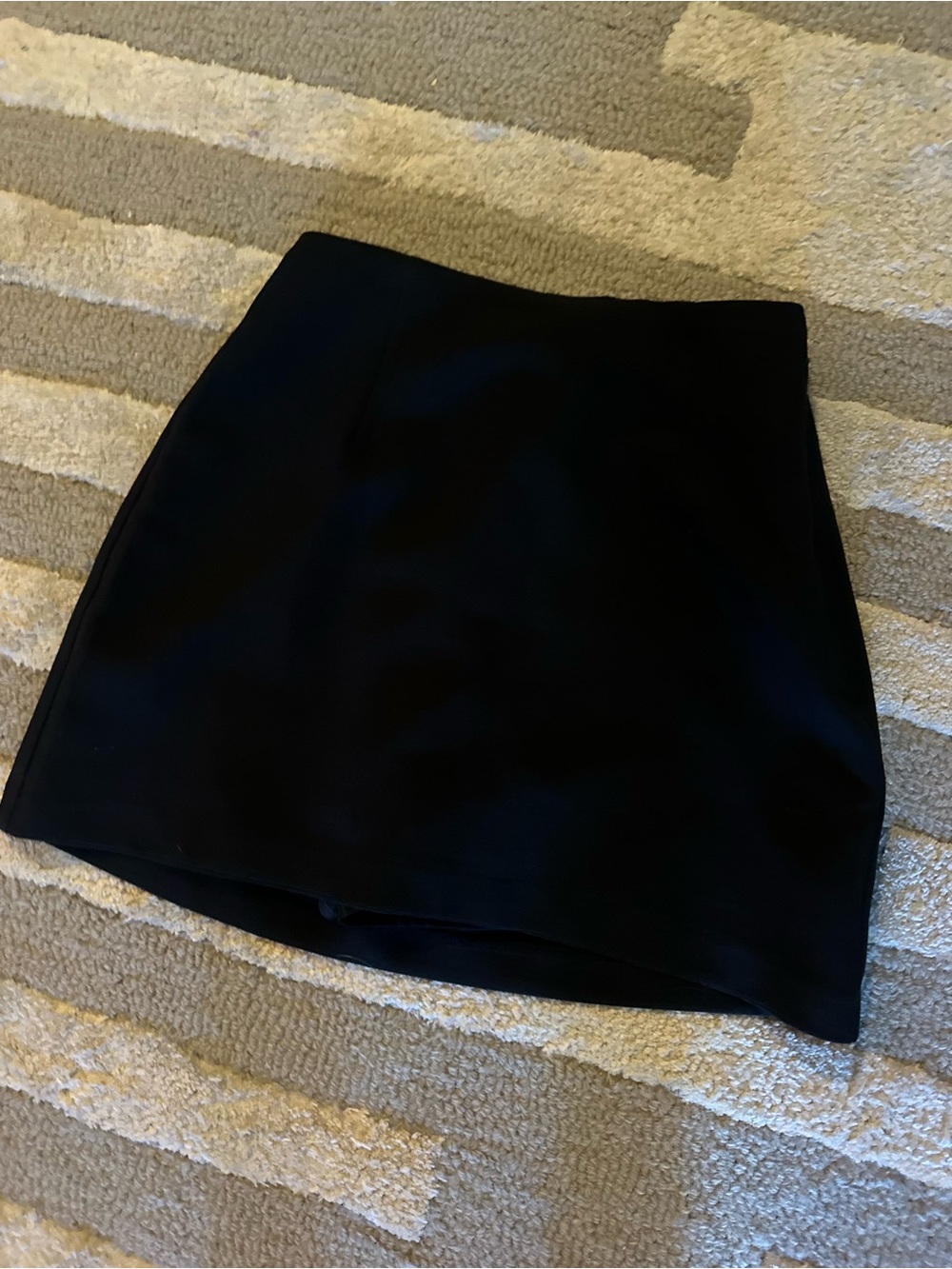 ABERCROMBIE Black Mini Skirt NWT